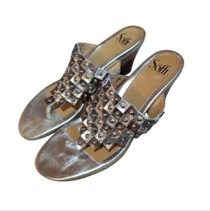Sofft Metallic Leather Geometric Thong Sandals size 8